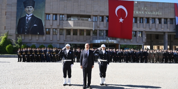 29 Ekim Cumhuriyet Bayramı çelenk sunma töreni gerçekleştirildi