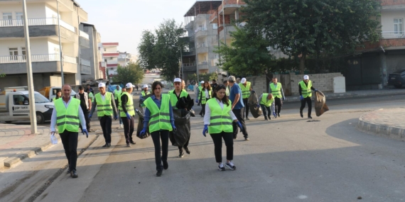 Sonbahar temizlik kampanyası pazaryeri mahallesinde başladı