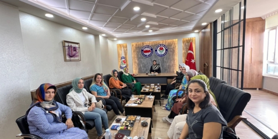 Memur-Sen Batman Kadın Komisyonu’nda görev değişimi