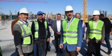 WhatsApp Image 2024-10-20 at 15.42.01 (1)