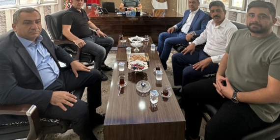 DEVA Partisi Batman İl Teşkilatından esnafa destek