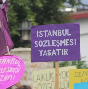 ihd-kadin-komisyonundan-tbmmye-cagri-istanbul-sozlesmesi-yeniden-imzalansin