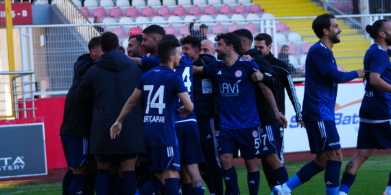 BURASI BATMAN, BURADAN ÇIKIŞ YOK! Petrolspor, Kepezspor’u rahat geçti 4-0