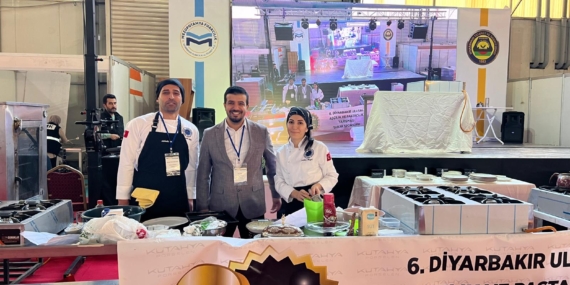 Batman Üniversitesi Gastronomi Bölümünden büyük başarı: ilk kupa ve madalyalar!