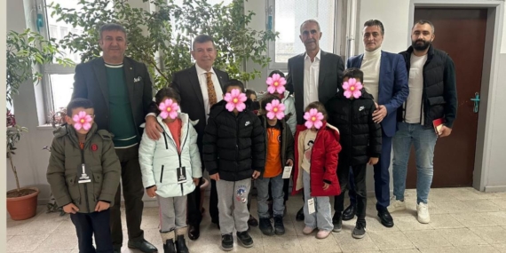 BATSO’dan köy okullarına ve ihtiyaç sahibi öğrencilere giyim yardımı