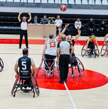 batman engelli basketbol