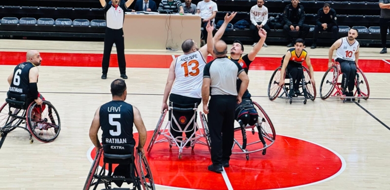 batman engelli basketbol