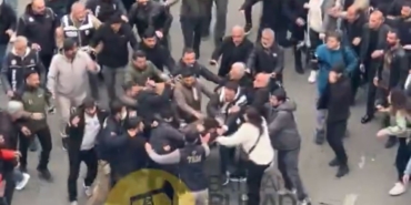 e8327256-260f-4c16-8a35-e1fae593fc29