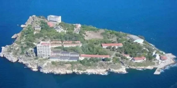 Abdullah Öcalan’a 6 aylık yeni avukat görüş yasağı