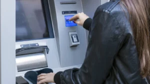 ATM para çekme