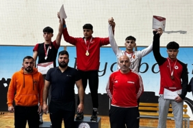 GÜREŞ ŞAMPİYONASI 3