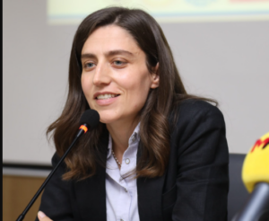 Gülistan Sönük5