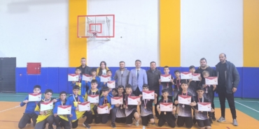 VOLEYBOL KÜÇÜK ERKEKLER ŞAMPİYON