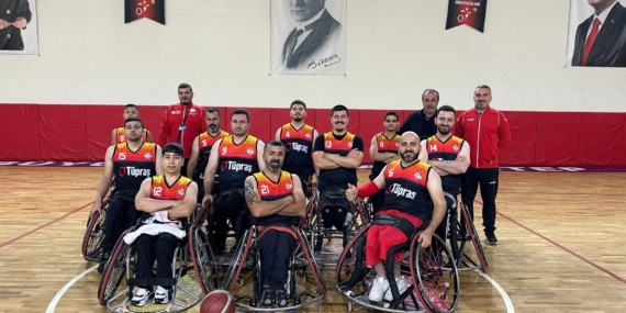 Batman’ın Lider Tekerlekli Sandalye Basketbol Takımı Gaziantep’te fark yarattı