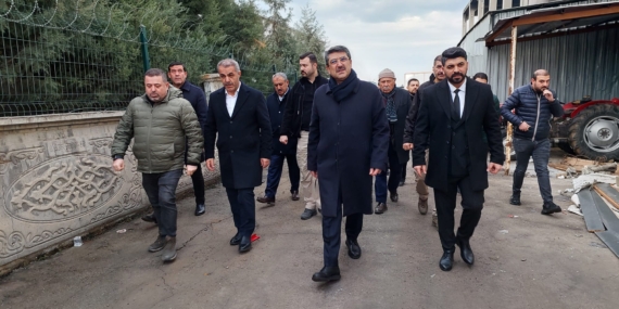 Nasıroğlu, OSB’de yanan fabrikayı gezdi