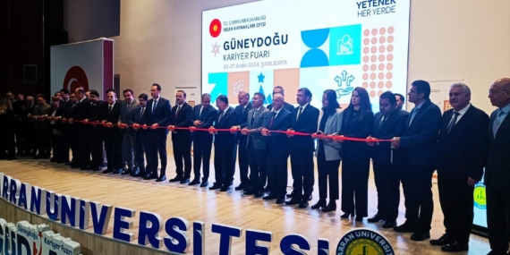 Batman Üniversitesi, Güneydoğu Kariyer Fuarı’nda yer aldı