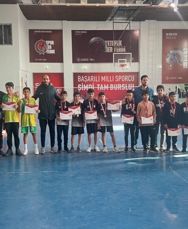 BADMİNTON YILDIZLAR 1