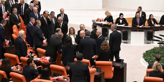  DEM Parti heyeti MHP ile görüşecek: Bahçeli de katılacak