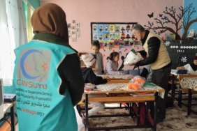 CANSUYU BATMAN ÖĞRENCİLERE GİYİM YARDIMI (4)