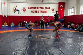 GÜREŞ YILDIZLAR (2)