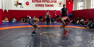 GÜREŞ YILDIZLAR (2)