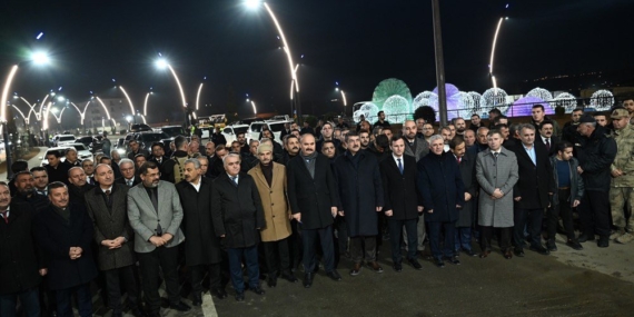 Özgürlük Bulvarı yeni yüzüyle trafiğe açıldı