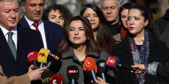 DEM Parti, CHP ve Yeni Yol Partisi’nden kayyım protestosu: Kayyım bütün Türkiye’ye atanmıştır