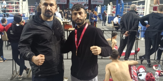 Rezan Akay Kick-Boks’ta Türkiye üçüncüsü oldu