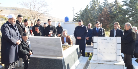 Rahmetli Necat Nasıroğlu, vefatının 7. yıldönümünde dualarla anıldı