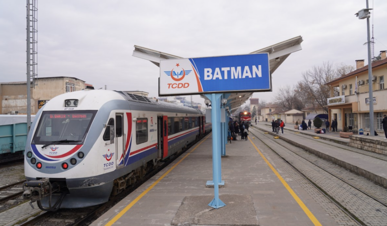 batman raybüs tren