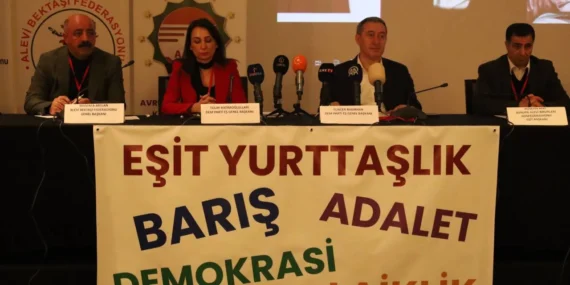 Hatimoğulları ve Bakırhan, Öcalan’ın mesajını paylaştı