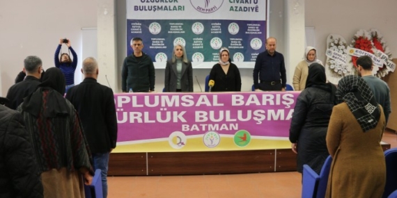 DEM Parti, Toplumsal Özgürlük ve Barış buluşmalarına Batman’da başladı