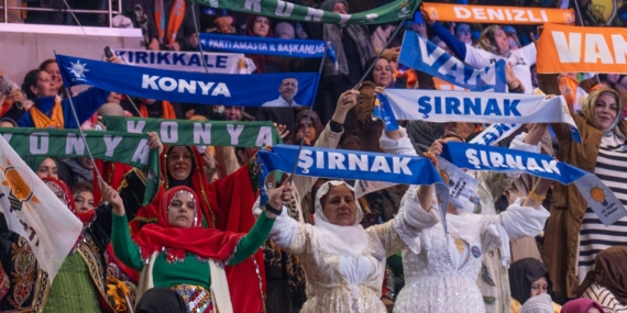 AK Parti’nin yeni MKYK’sında Kürt aktörler yer almadı: Türk milliyetçiler damga vurdu