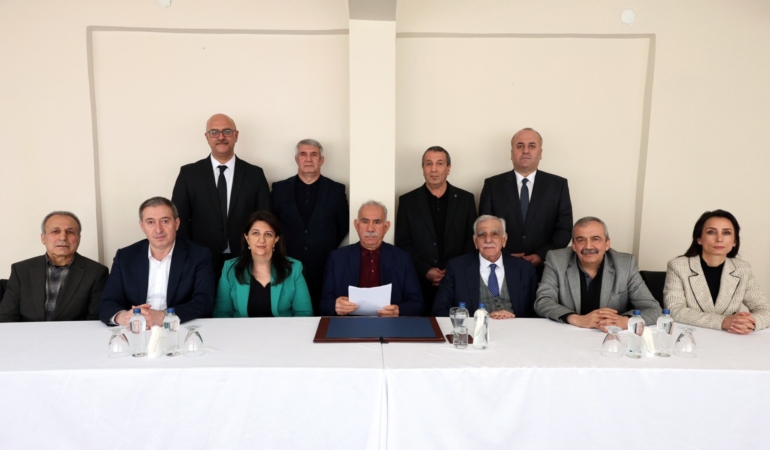 Abdullah Öcalan ve heyet