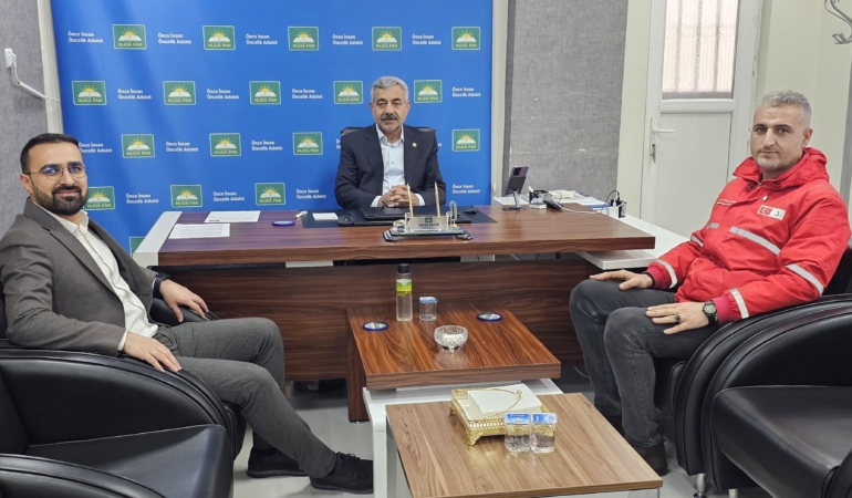 HÜDA PAR-Kızılay ziyareti