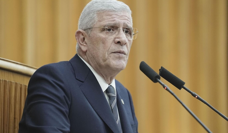 Müsavat Dervişoğlu2