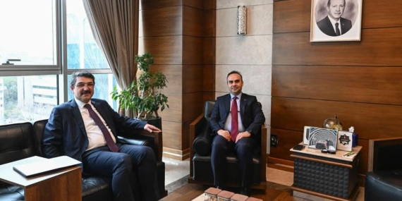Ferhat Nasıroğlu, Bakan Kacır ile Batman’daki sanayi ve yatırımları görüştü