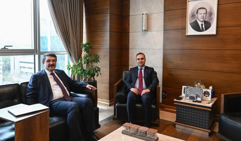 WhatsApp Image 2025-02-05 at 10.56.01