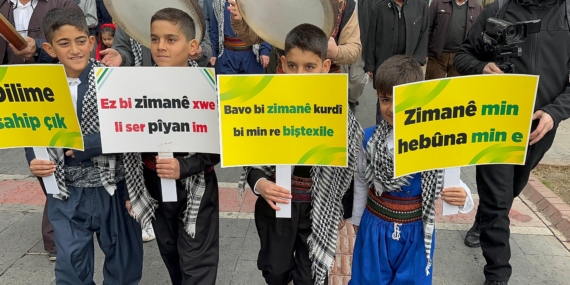 HÜDAPAR’dan Batman’da Kürtçe için farkındalık etkinliği