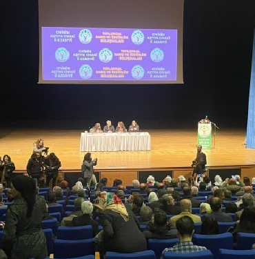 dem-parti-es-genel-baskani-bakirhan-konusuyor