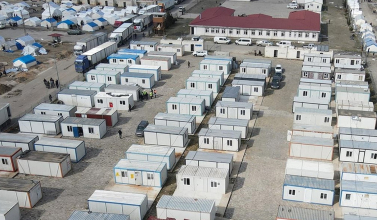 depremden-etkilenen-illerde-189-konteyner-kent-olusturuldu-RQAY