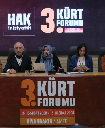 hak-inisiyatifi-3-kurt-forumu-nu-gerceklestirdi-cozum-sureci-belirsizlikle-yurutulemez