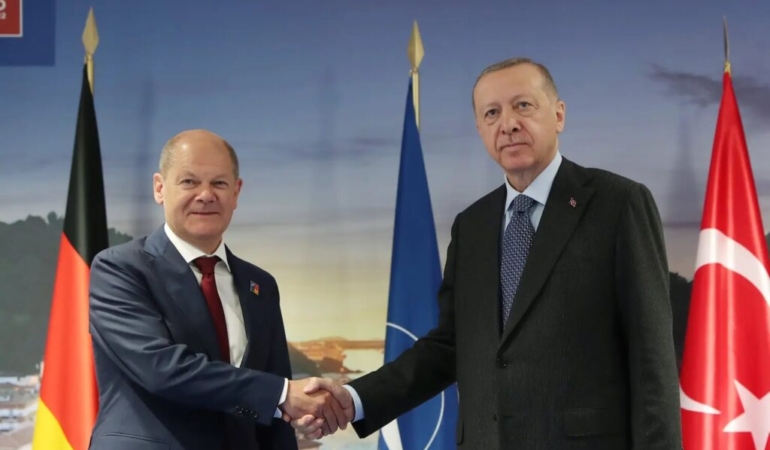 Gl3VaHEWQAUZ0al-1024x674