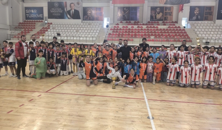 HENTBOL KÜÇÜKLER (4)