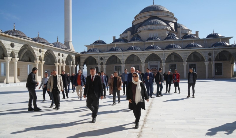 WhatsApp Image 2025-03-19 at 08.24.34