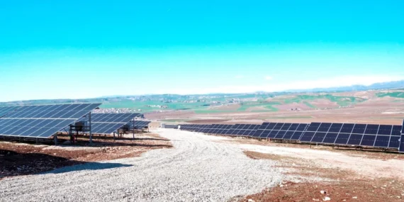 Dünya Hastanesi’nden çevre dostu adım: Güneş enerjisi santrali hizmete girdi