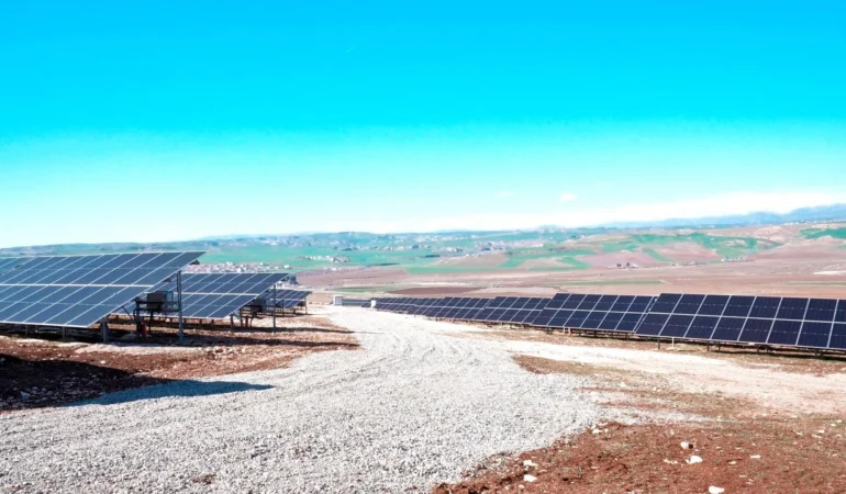 dunya-hastanesinden-cevreci-hamle-236-mw-gunes-enerjisi-santrali-devrede-2