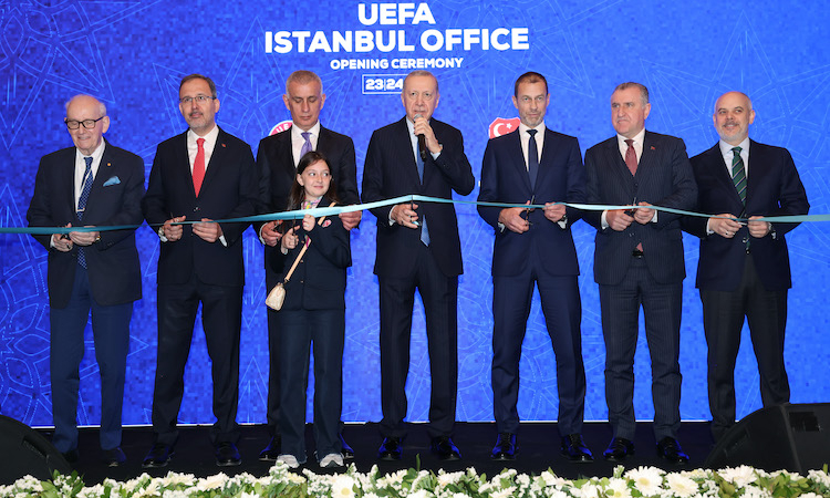 AA-20250424-37734878-37734874-CUMHURBASKANI_RECEP_TAYYIP_ERDOGAN