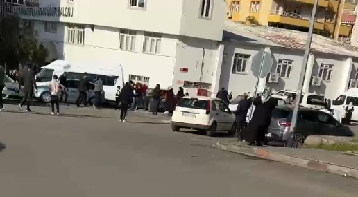 Batman’da düğün salonunda bıçaklı kavga: 3 kişi yaralandı