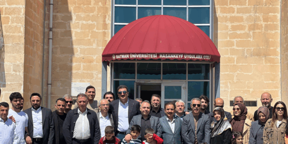 Batman AK Parti İl Yönetimi Hasankeyf’te toplandı